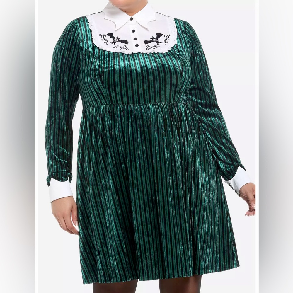 Her Universe Disney The Haunted Mansion Ghost Host Velvet Long-Sleeve Dress